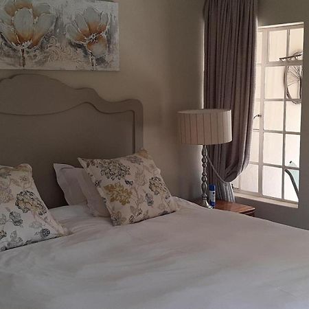 Green Willows Guest House Skeerpoort Экстерьер фото